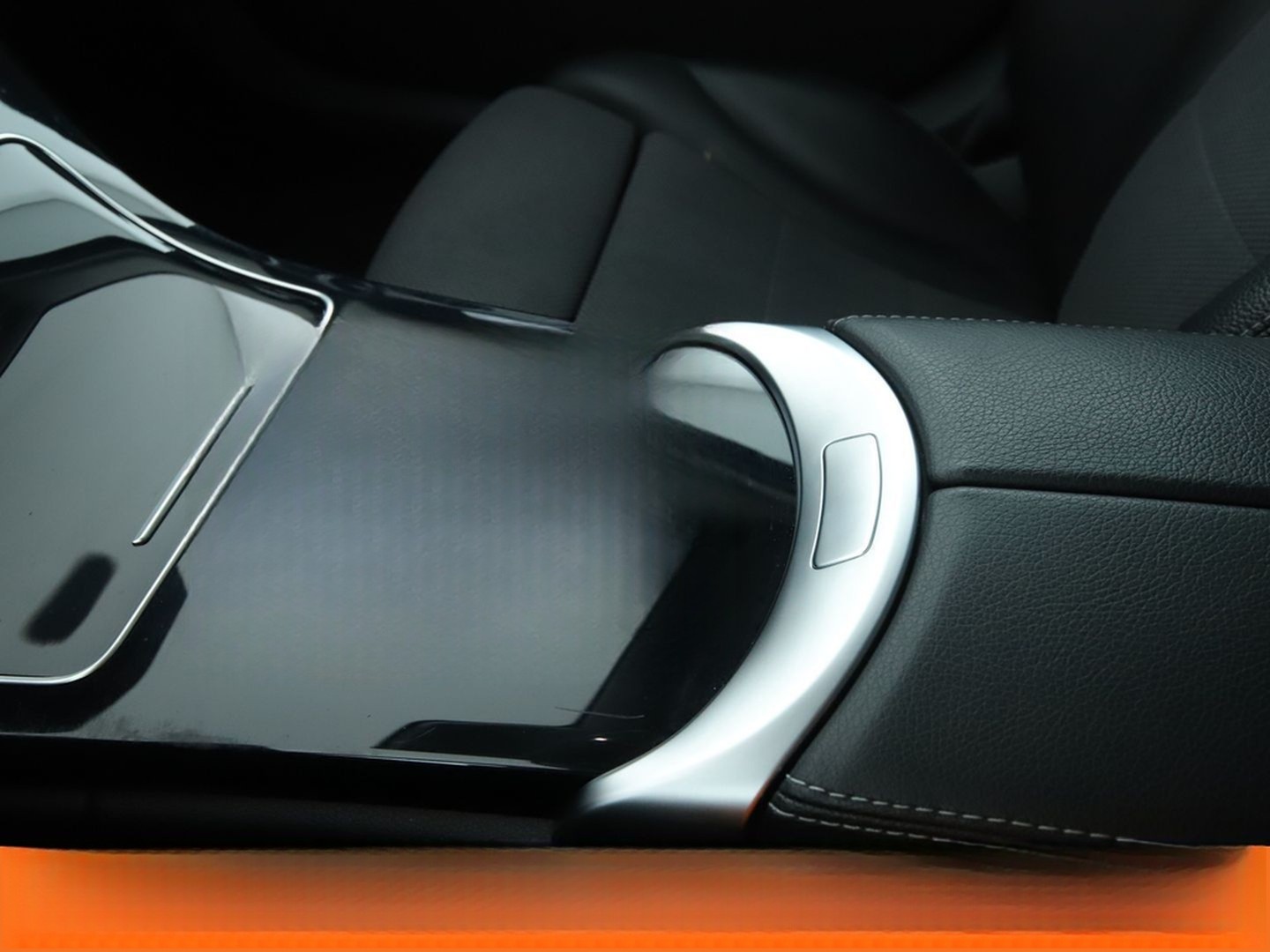 Mercedes-Benz C 200 Mild-Hybrid Avantgarde Aut. *NAVI*LED*CAM* foto 24