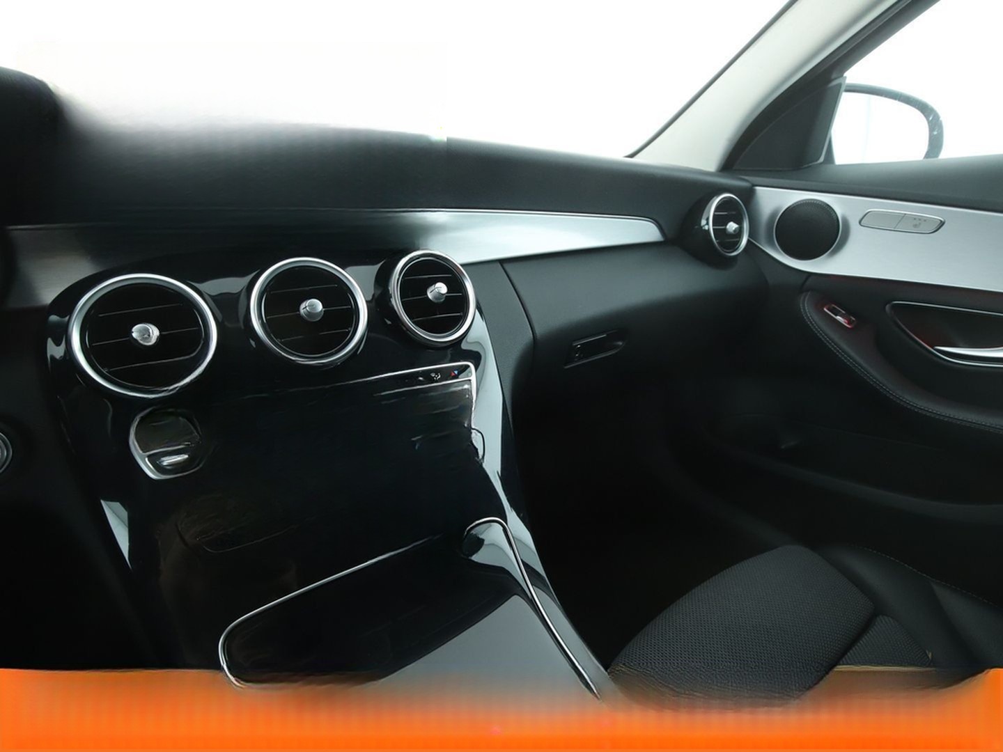 Mercedes-Benz C 200 Mild-Hybrid Avantgarde Aut. *NAVI*LED*CAM* foto 25