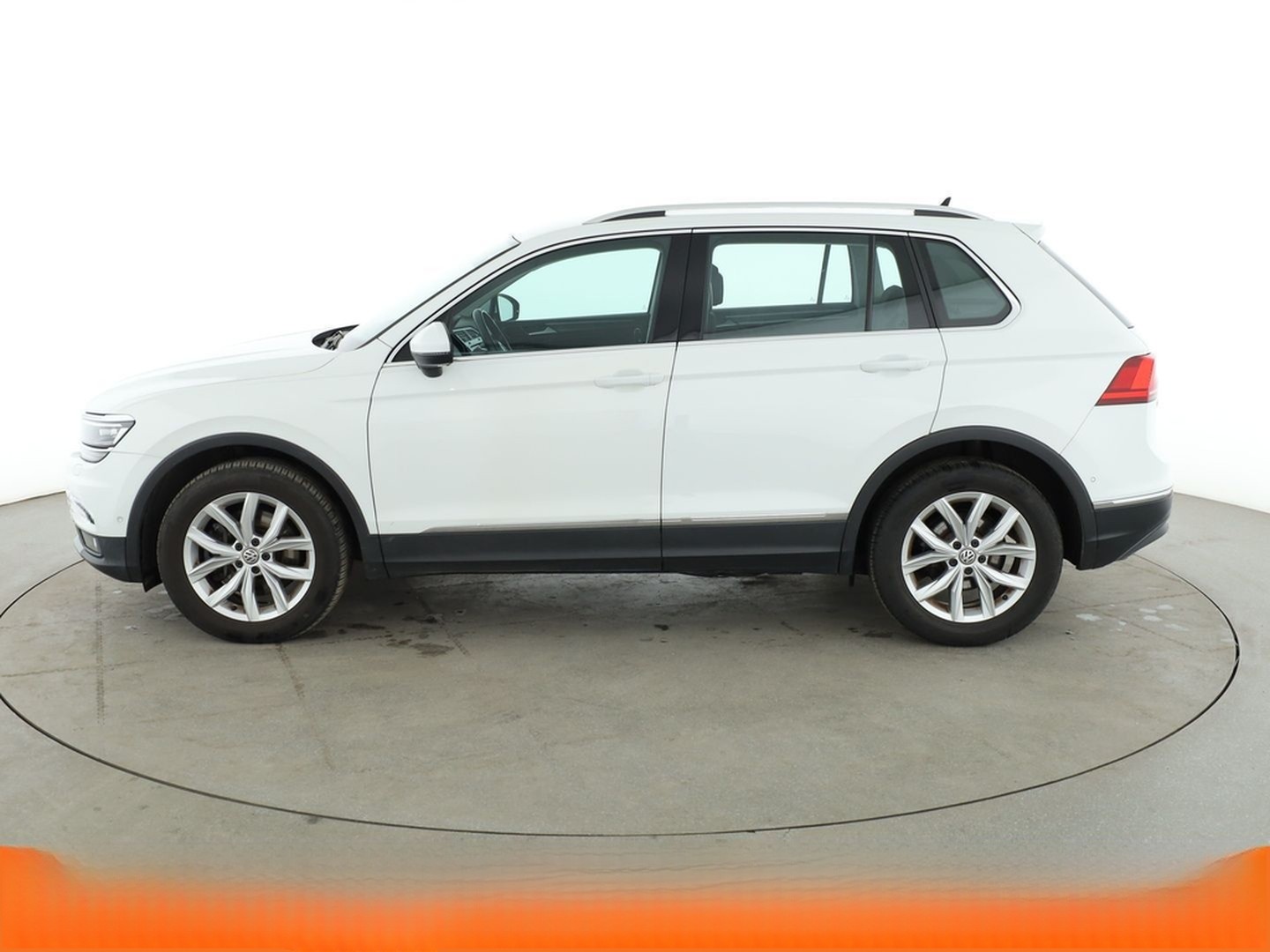 Volkswagen Tiguan 2.0 TSI Highline 4Motion BM Aut.*NAVI*ACC foto 3