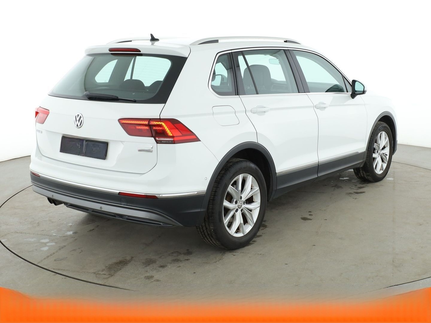 Volkswagen Tiguan 2.0 TSI Highline 4Motion BM Aut.*NAVI*ACC foto 6