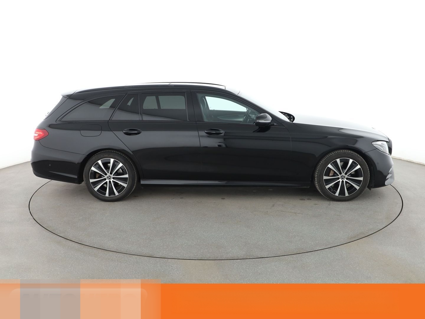 Mercedes-Benz E 400 d T 4Matic AMG Line Aut.*NAVI*LED foto 7