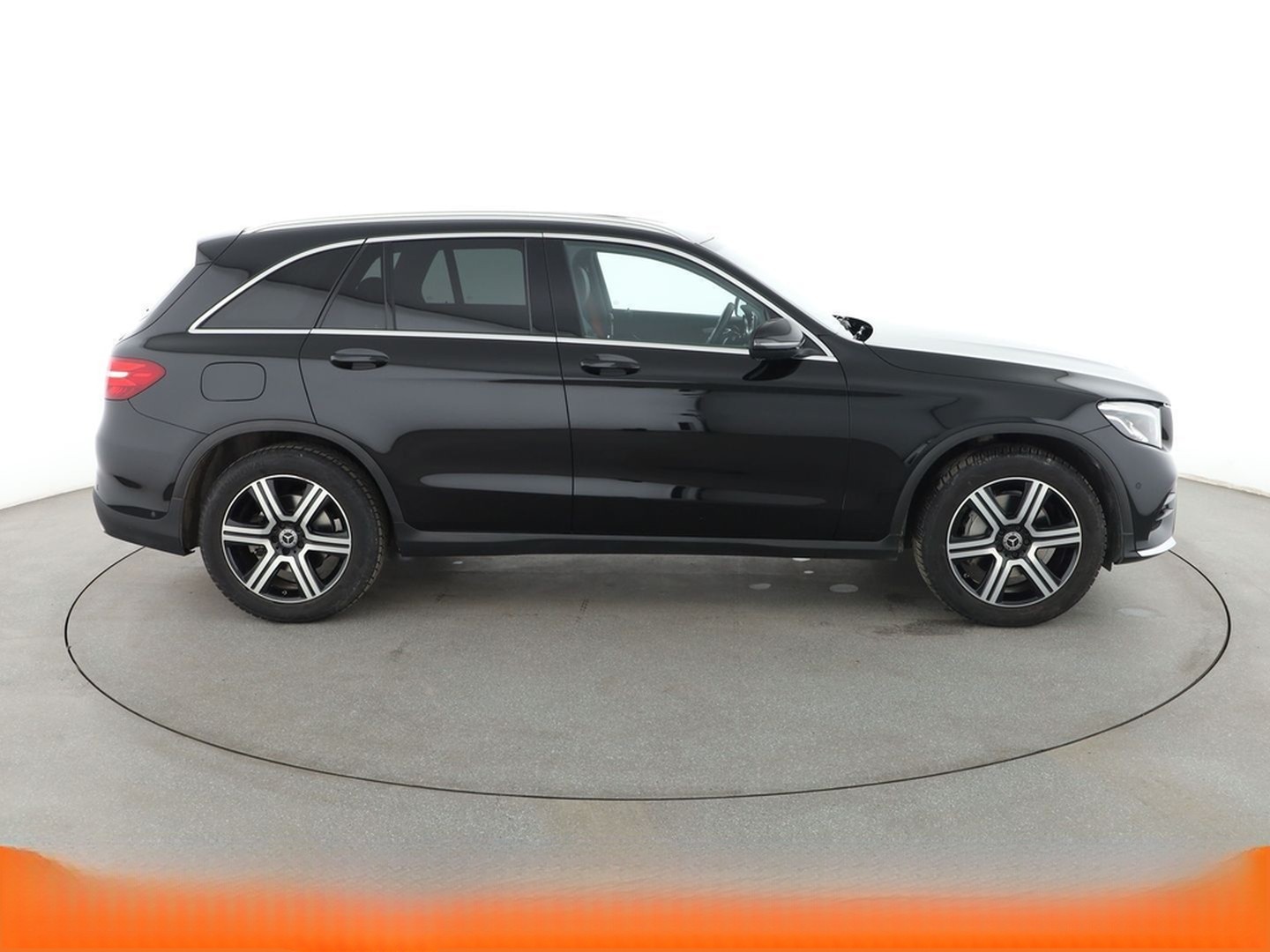 Mercedes-Benz GLC 300 4Matic AMG Line Aut.*NAV*LED*ACC*CAM*PDC foto 7