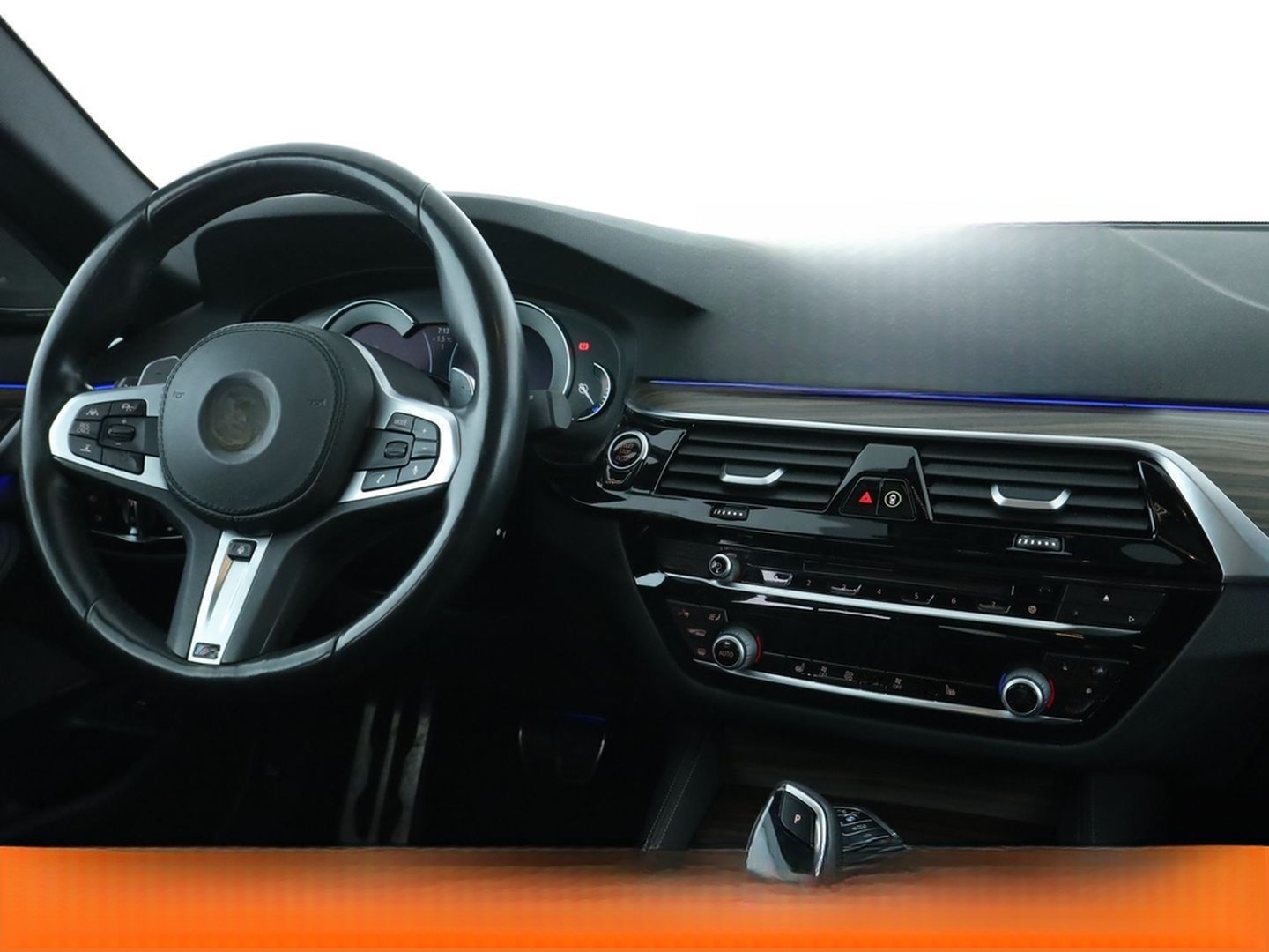 BMW 530d xDrive M Sport Aut.*NAVI*LED*HUD*ACC*360° foto 13