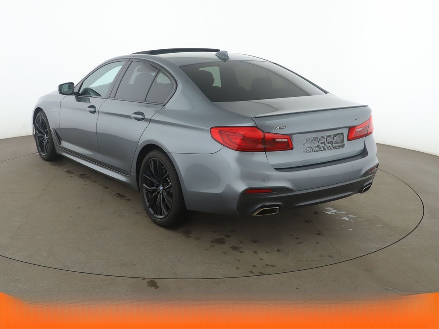 BMW 530d xDrive M Sport Aut.*NAVI*LED*HUD*ACC*360° foto 4