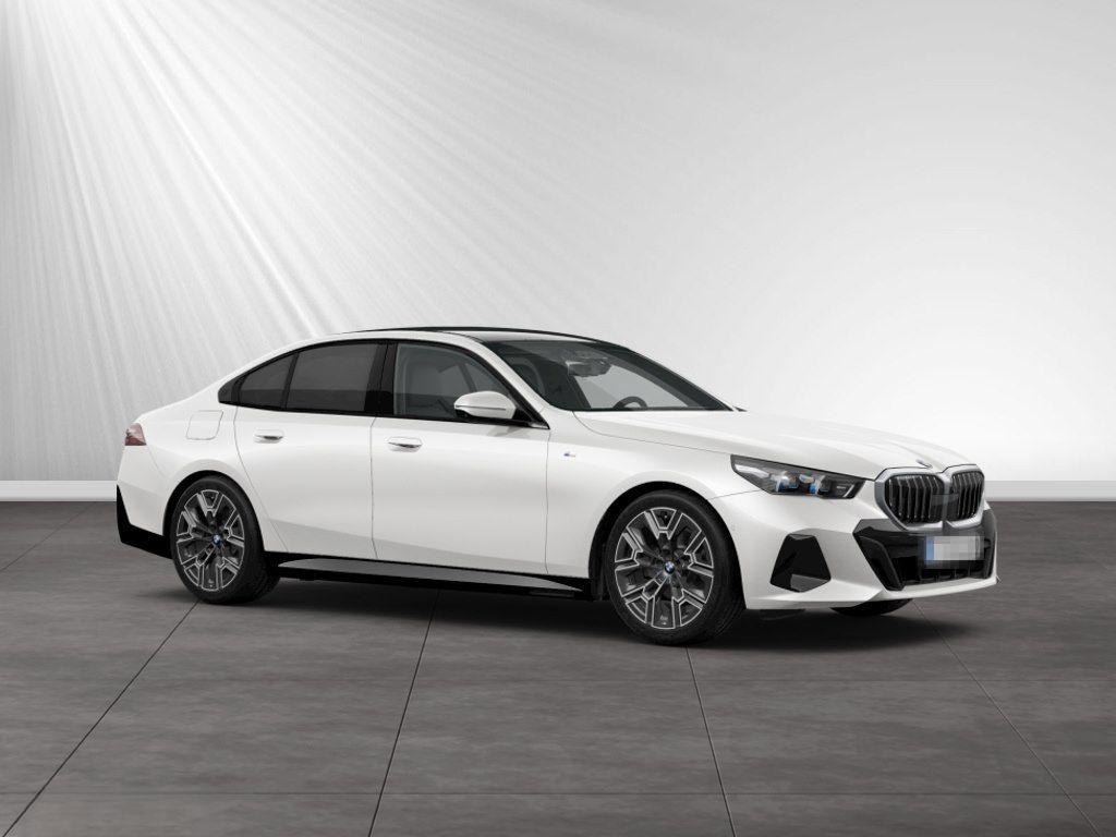 BMW 520d xDrive M Sport|AHK|Pano|20"LMR|Autobahnass. foto 11
