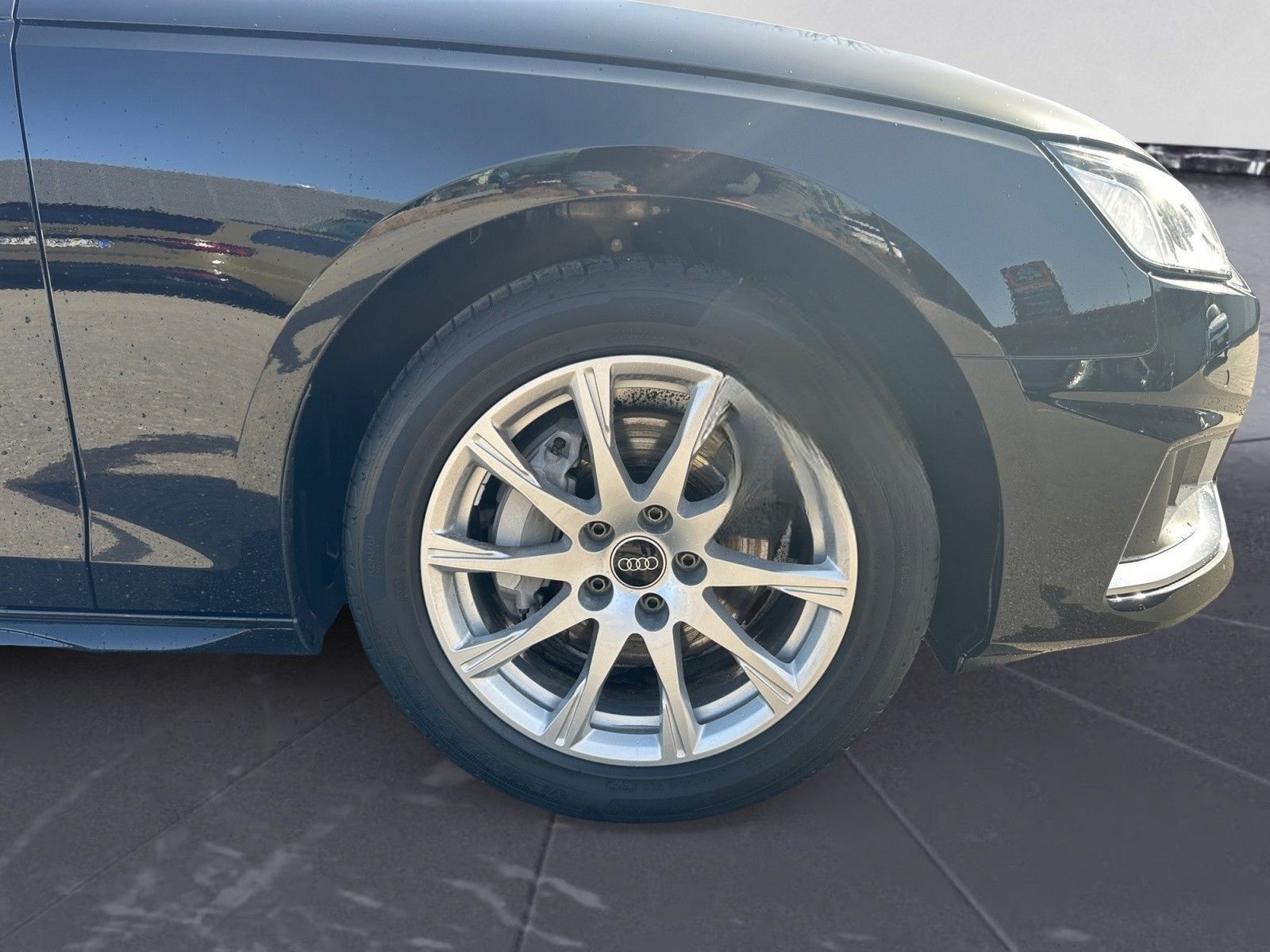 Audi A4 Avant 40 TFSI quattro S-tronic advanced AHK foto 12