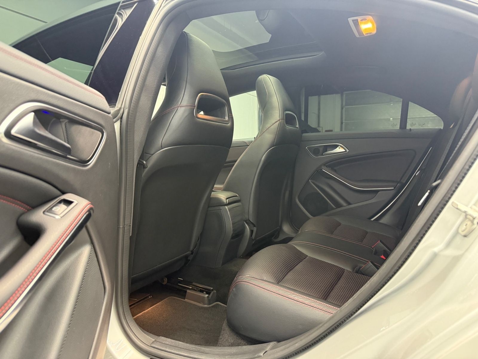 Mercedes-Benz CLA 45 AMG 4Matic 2.HAND/PANO/MEMORY/HARMAN/KAME foto 47