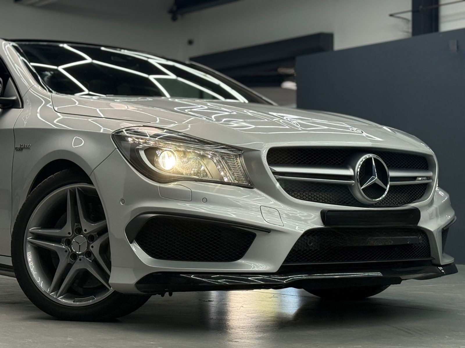 Mercedes-Benz CLA 45 AMG 4Matic 2.HAND/PANO/MEMORY/HARMAN/KAME foto 8