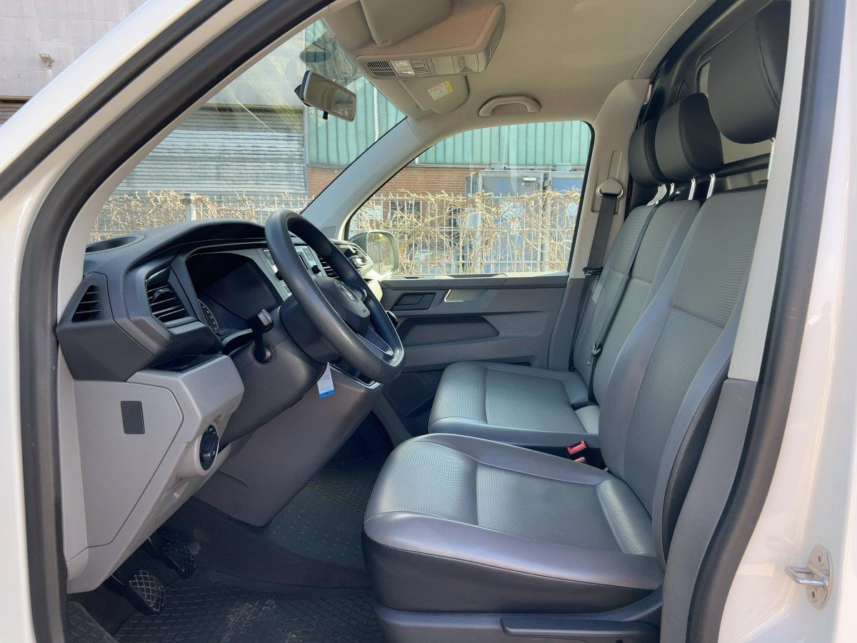 Volkswagen T6.1 Transporter Kasten 2.0 TDI AHK+KLIMA+SHZ+PD foto 8