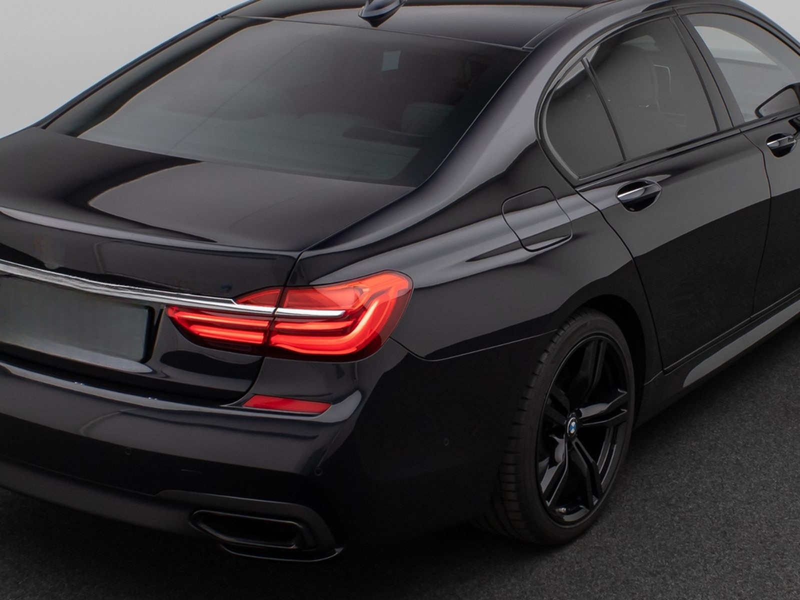 BMW 750i xD M Sport 360°Laser Glasdach HUD DAB H/K foto 15