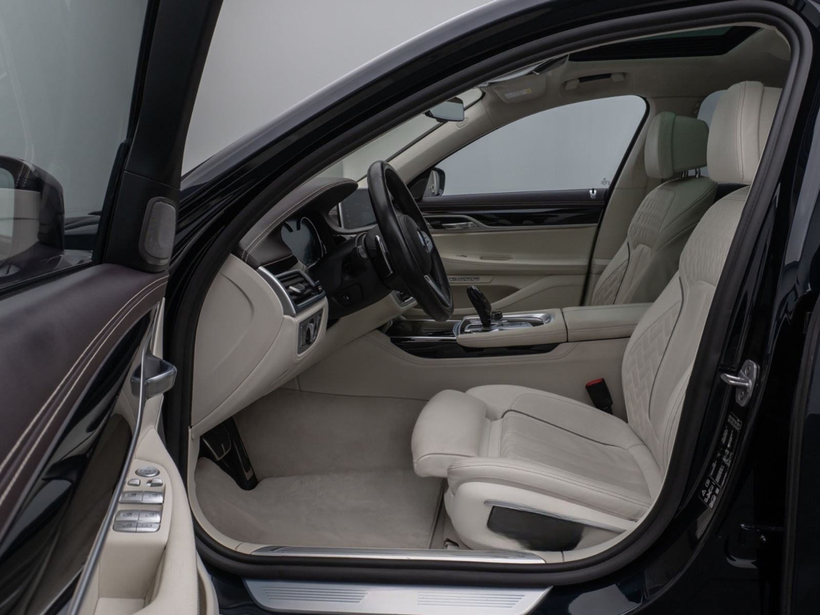 BMW 750i xD M Sport 360°Laser Glasdach HUD DAB H/K foto 19