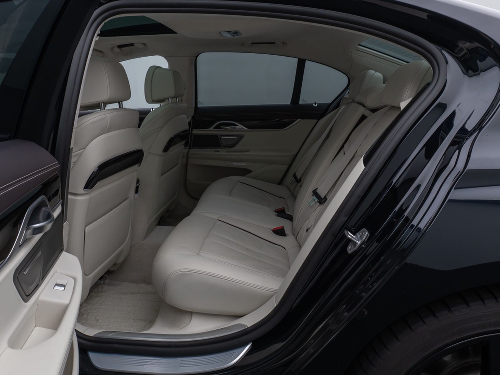 BMW 750i xD M Sport 360°Laser Glasdach HUD DAB H/K foto 25
