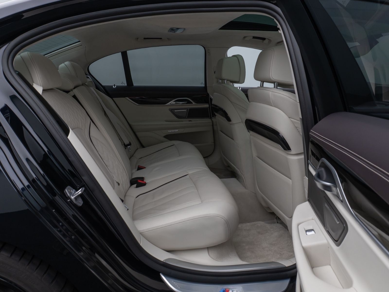 BMW 750i xD M Sport 360°Laser Glasdach HUD DAB H/K foto 26