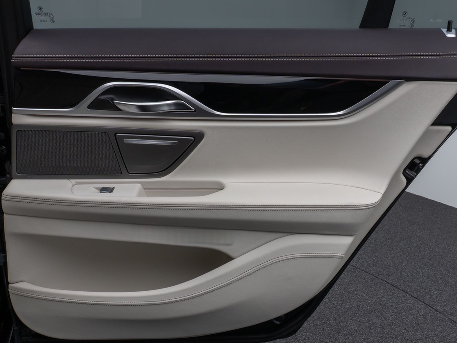 BMW 750i xD M Sport 360°Laser Glasdach HUD DAB H/K foto 32