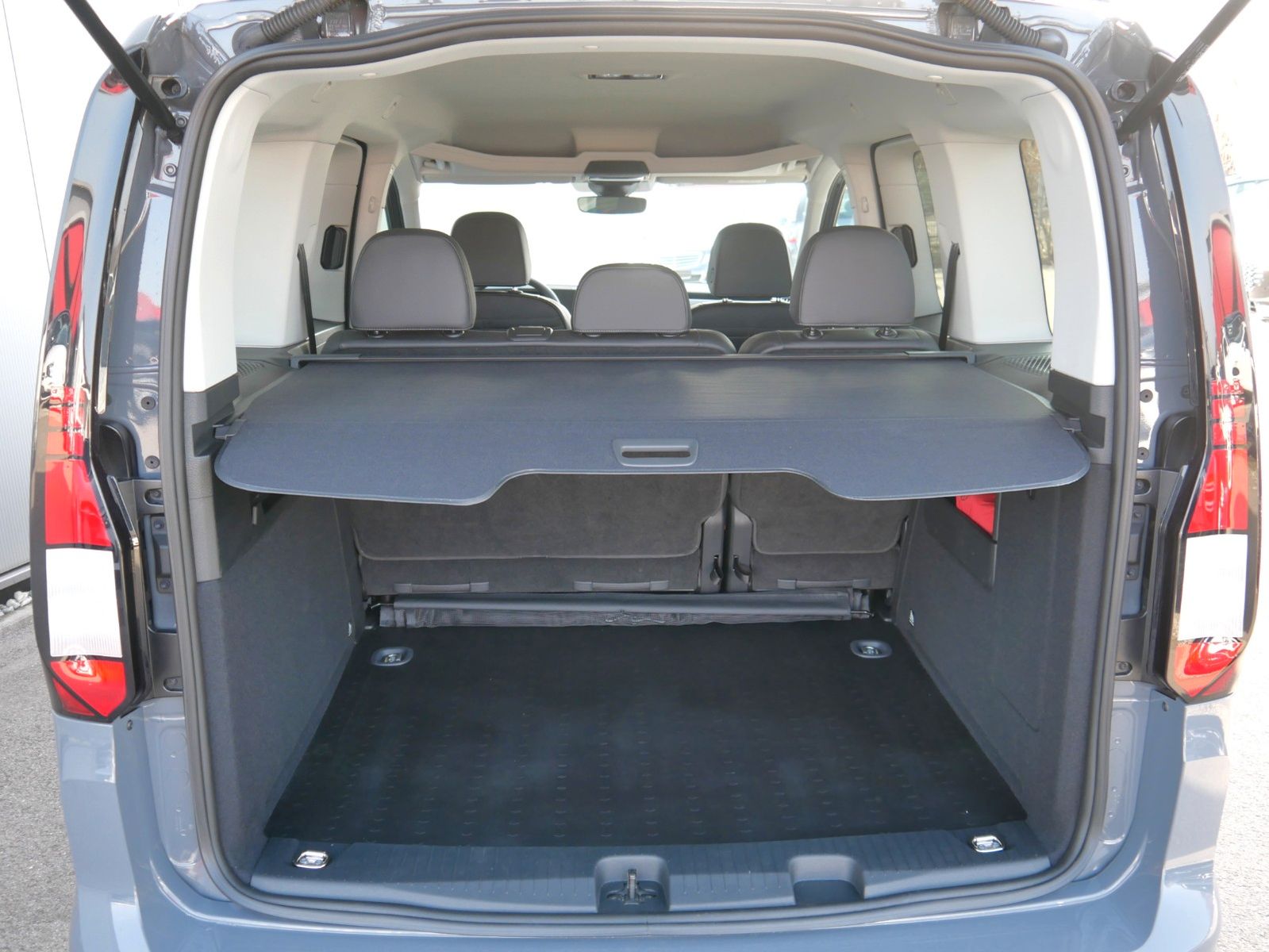 Volkswagen Caddy 1.5 TSI Life foto 11