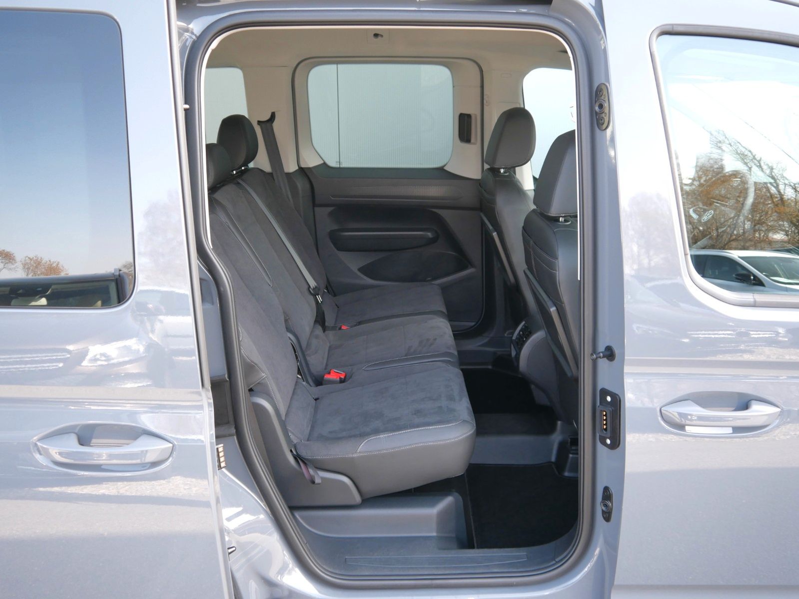 Volkswagen Caddy 1.5 TSI Life foto 12
