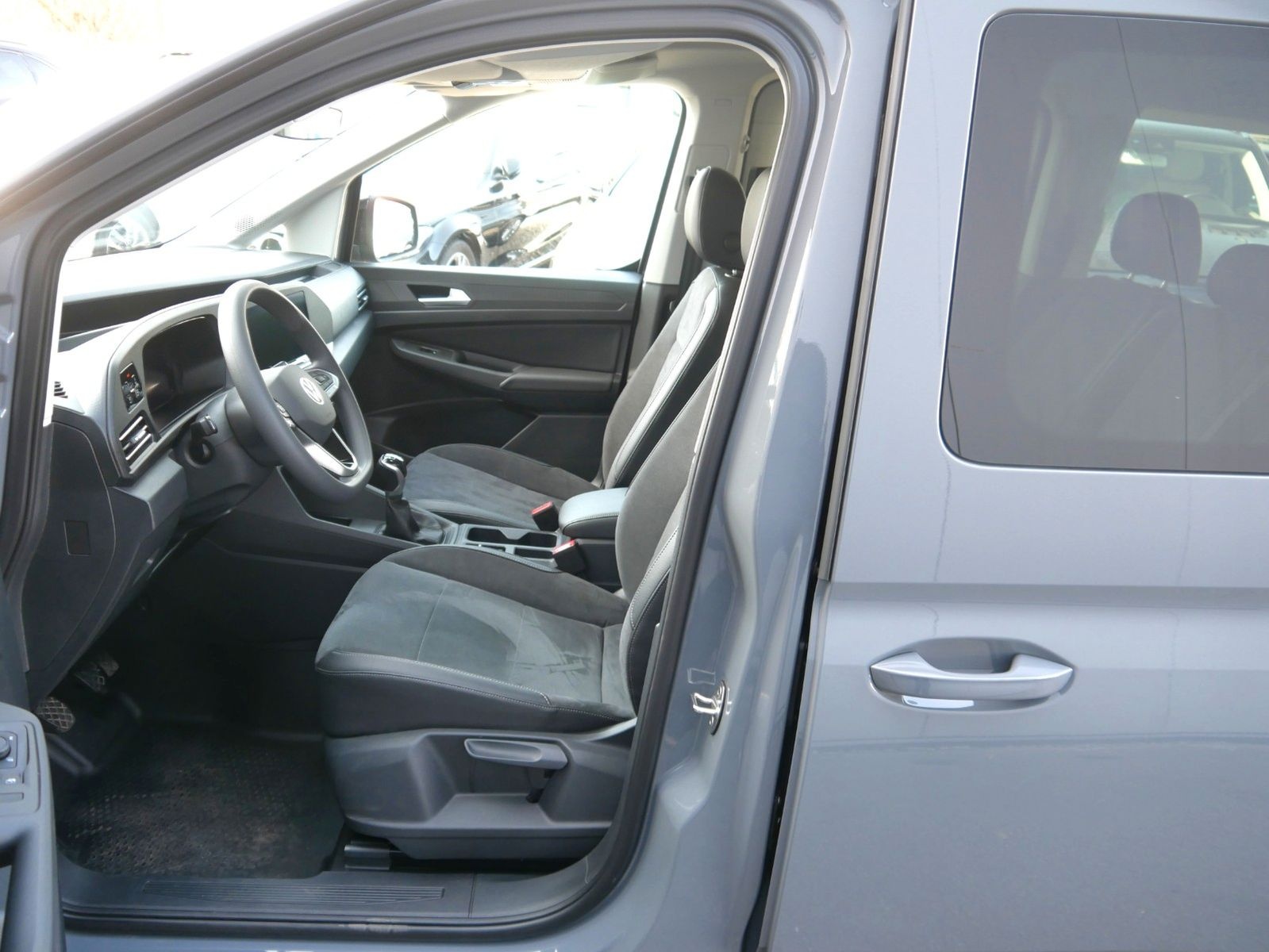 Volkswagen Caddy 1.5 TSI Life foto 7