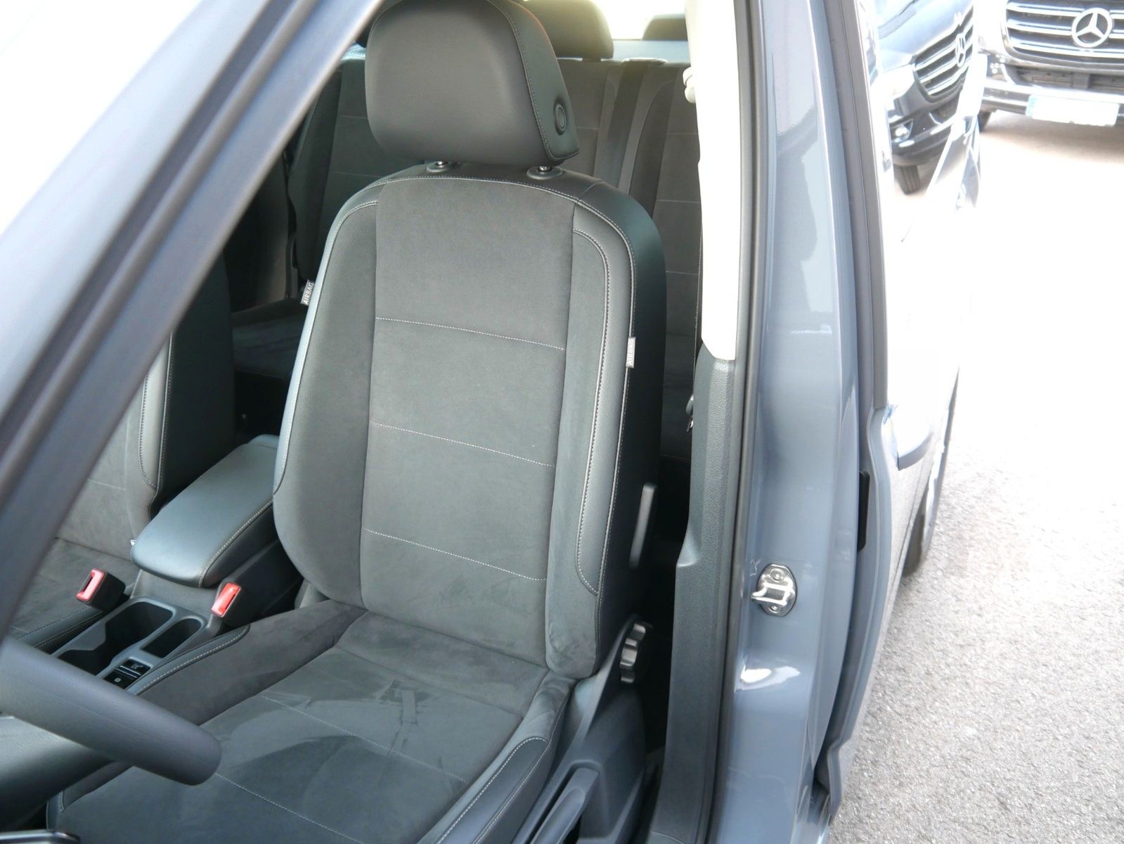 Volkswagen Caddy 1.5 TSI Life foto 8