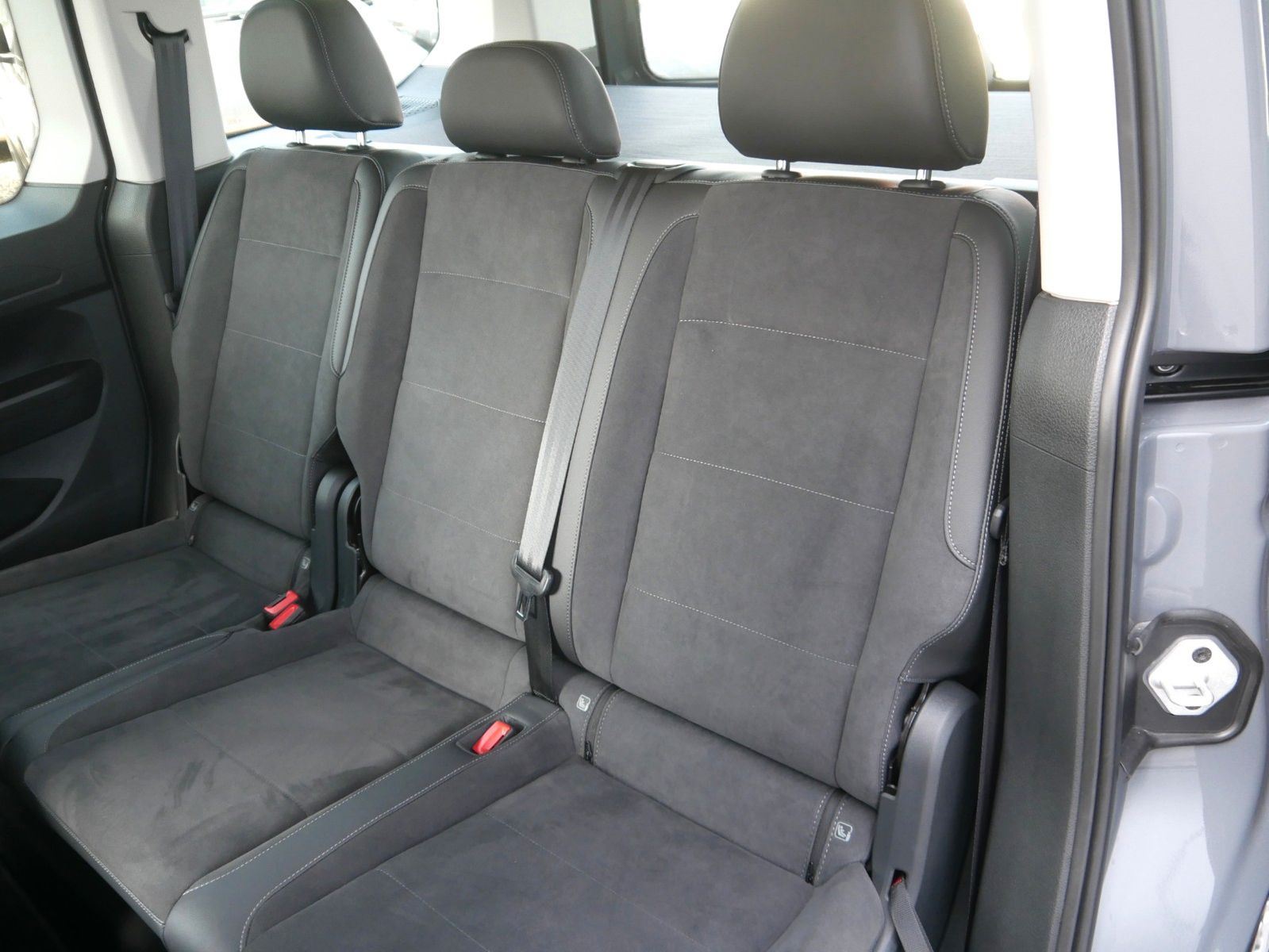 Volkswagen Caddy 1.5 TSI Life foto 10