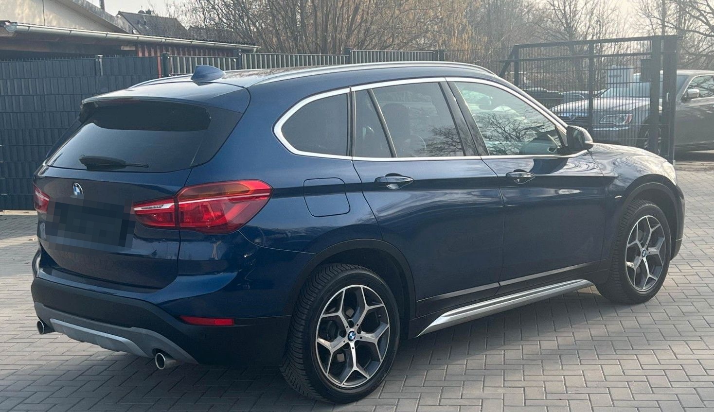 BMW X1 xDrive 18 d xLine *LED*Navi*Kamera foto 4