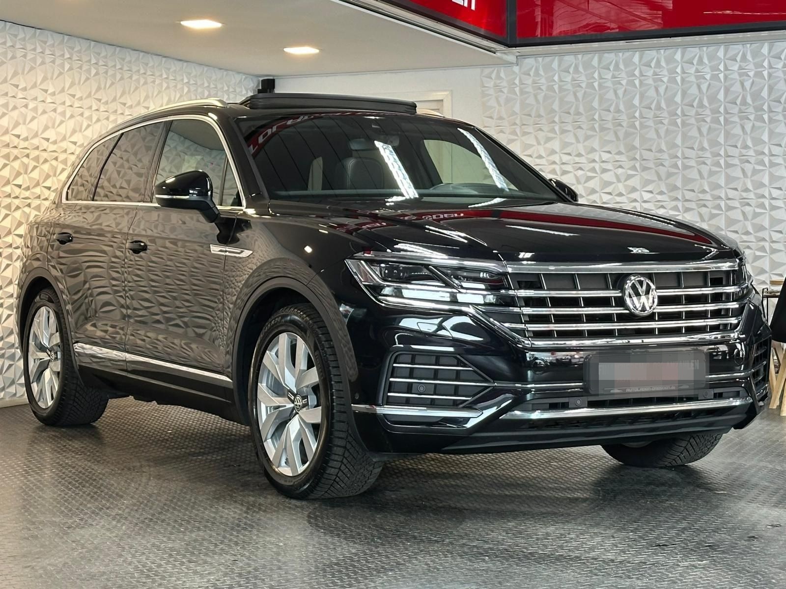 Volkswagen Touareg 3.0TDI ELEGANCE 4M* MATRIX#4xSHZ#SH#KEYL foto 2