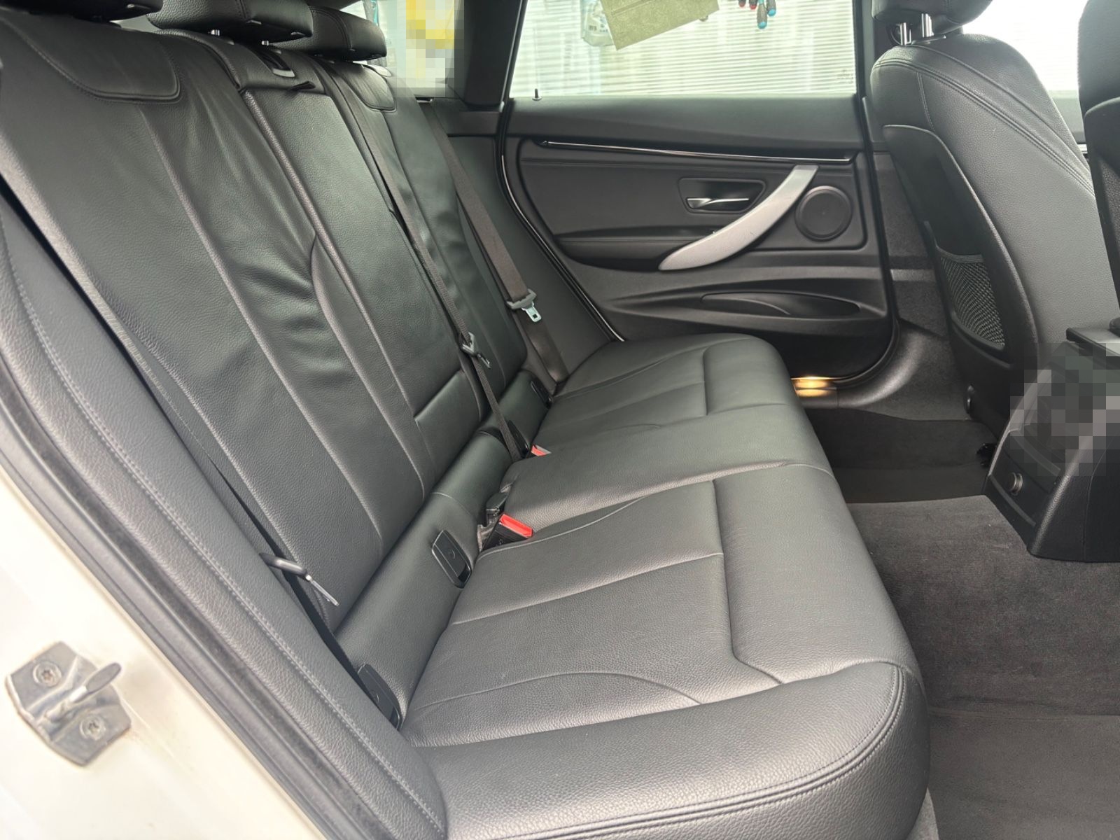 BMW 320i GT Leder NavPR HUD Pano A.LED Hifi Memo 2Hd foto 14