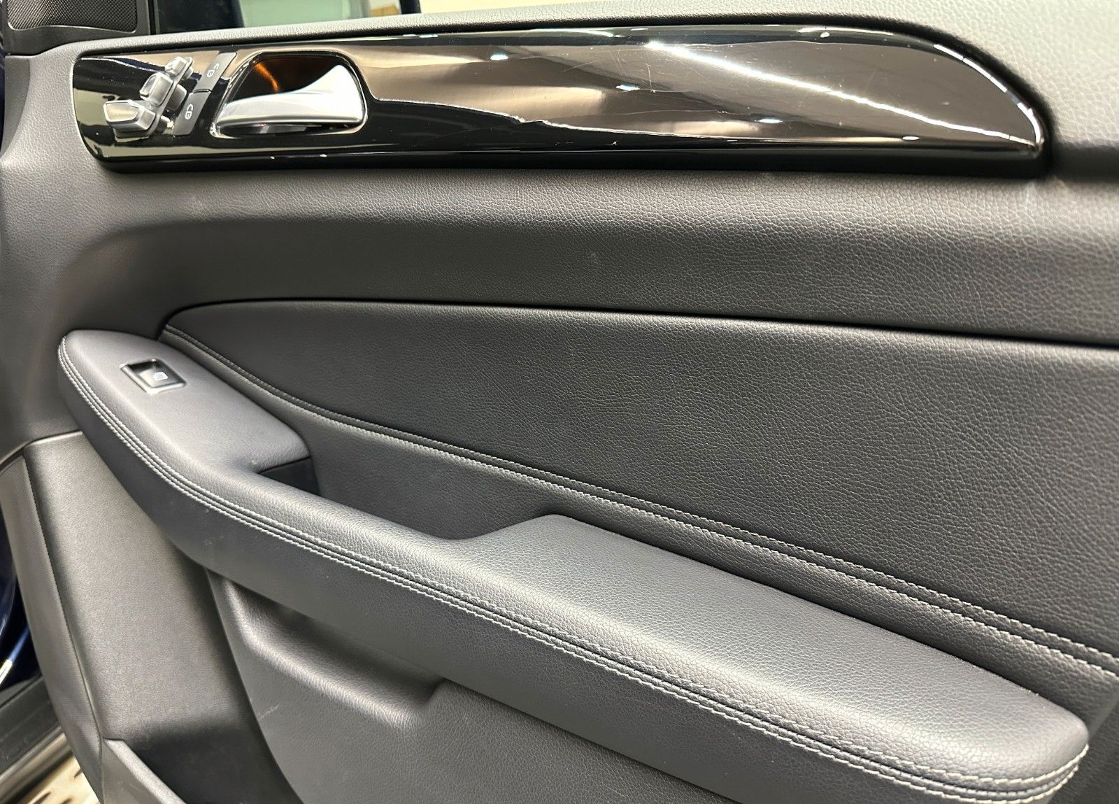 Mercedes-Benz GLE400 4Matic **1.HAND*STD-HZ*DISTR*LED** foto 21