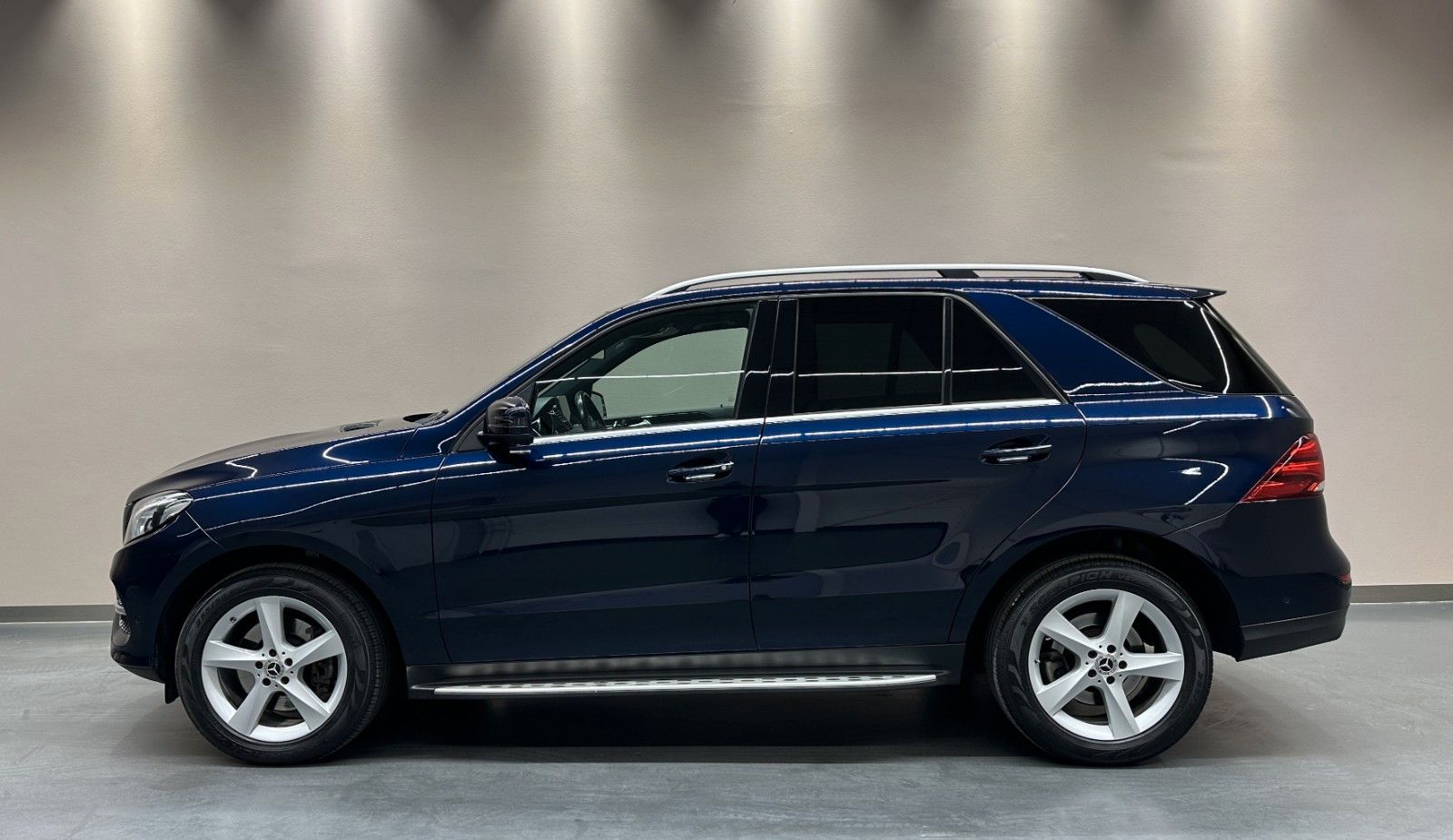 Mercedes-Benz GLE400 4Matic **1.HAND*STD-HZ*DISTR*LED** foto 4