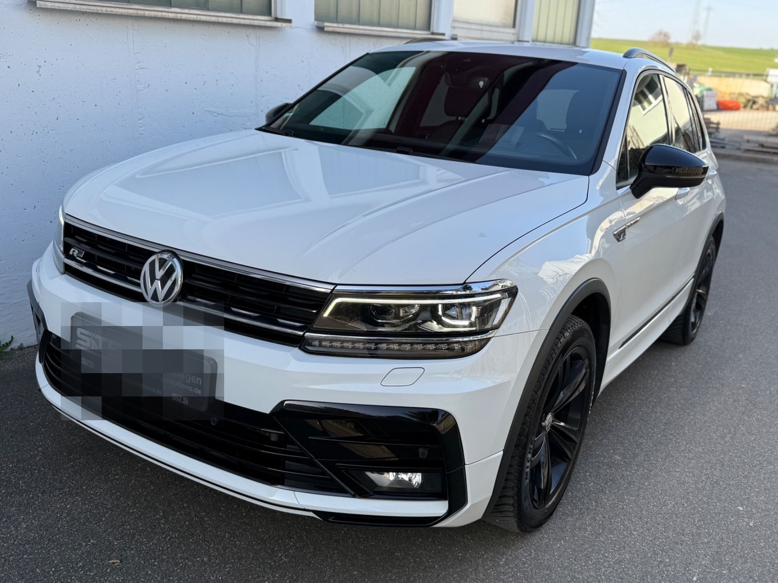 Volkswagen Tiguan 2.0 *R-Line *4Motion *AHK *LED *HUD *KAM foto 2