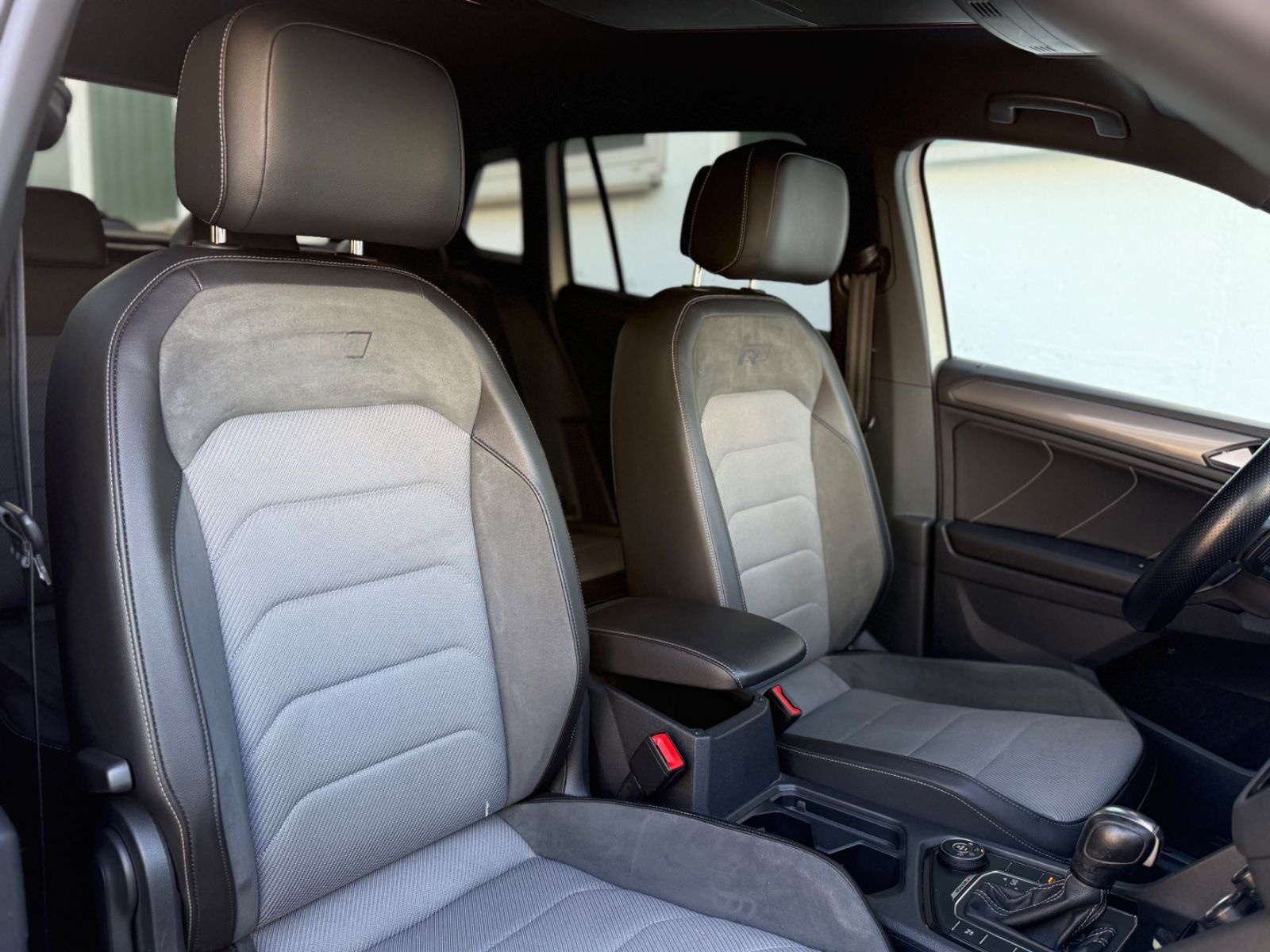 Volkswagen Tiguan 2.0 *R-Line *4Motion *AHK *LED *HUD *KAM foto 13