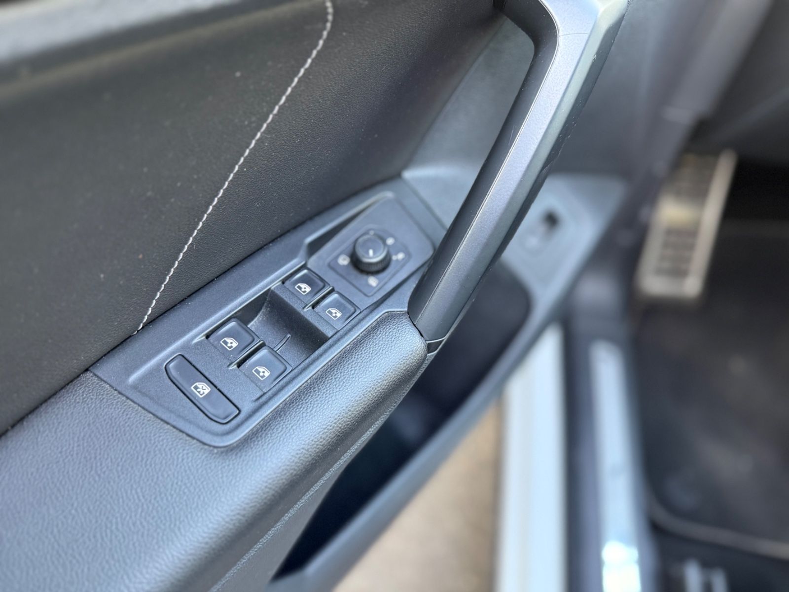 Volkswagen Tiguan 2.0 *R-Line *4Motion *AHK *LED *HUD *KAM foto 15