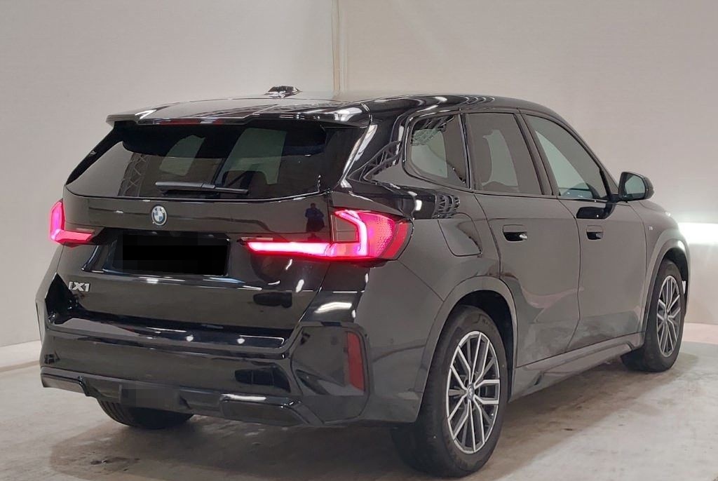 BMW iX1 30 xDrive M Sport AHK H/K LRHZ KZU LED 360° foto 5