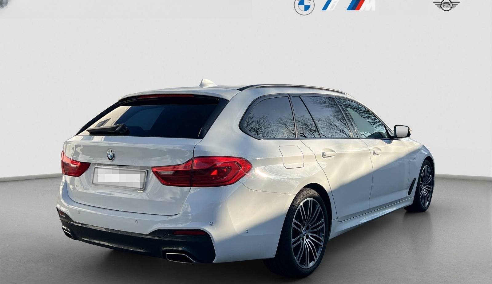 BMW 530d Touring ///M-Sport Luftfed. 360° AHK HiFi R foto 6