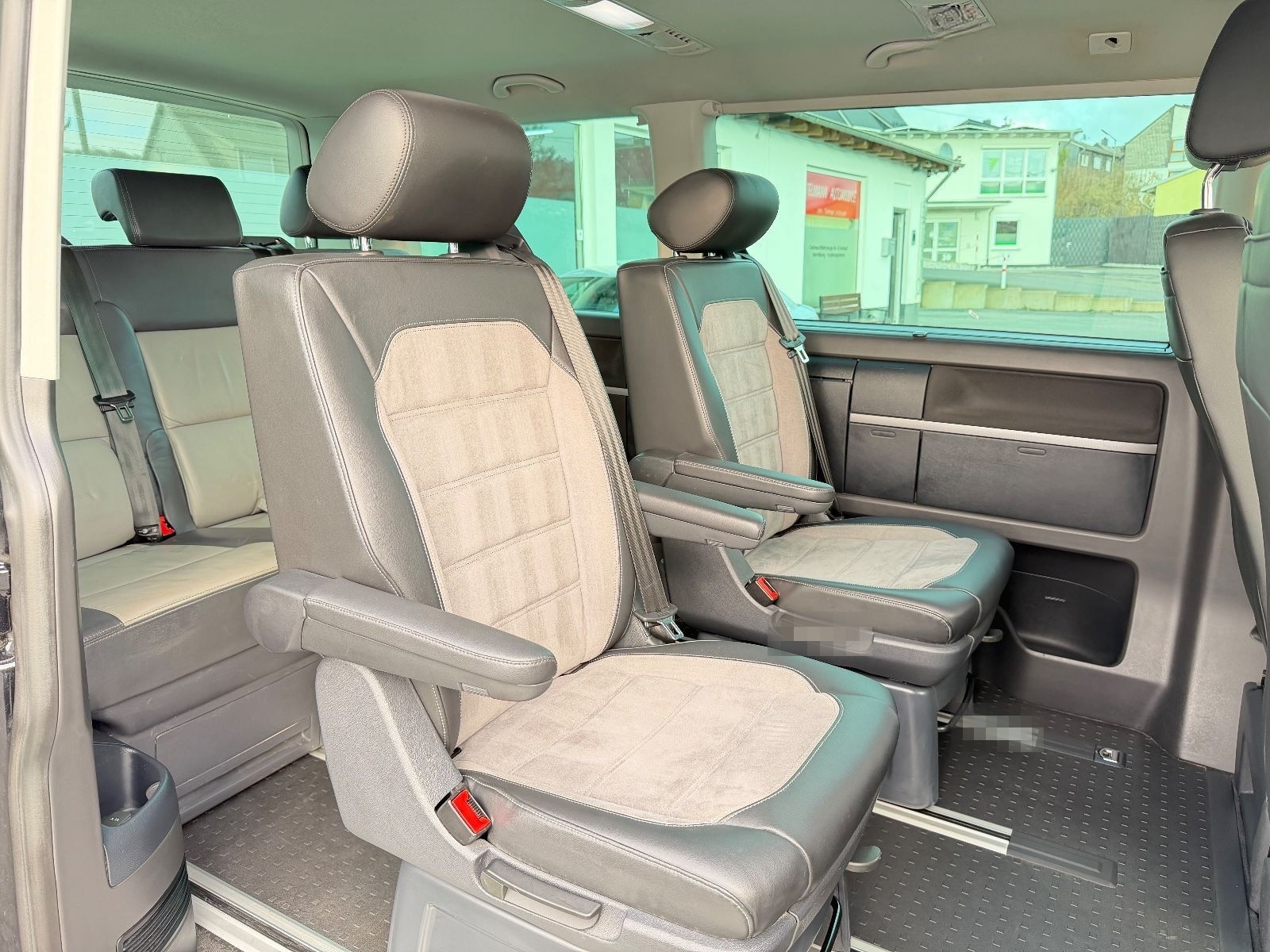 Volkswagen T6 Multivan Generation Six foto 20