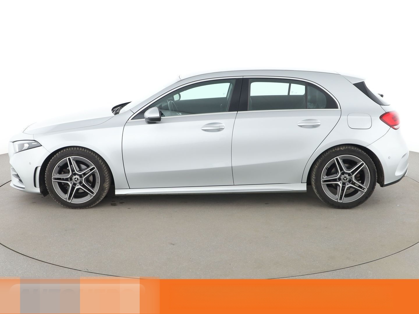 Mercedes-Benz A 180 AMG Line Aut.*NAVI*CAM*LED*PDC*SHZ*TEMPO* foto 3