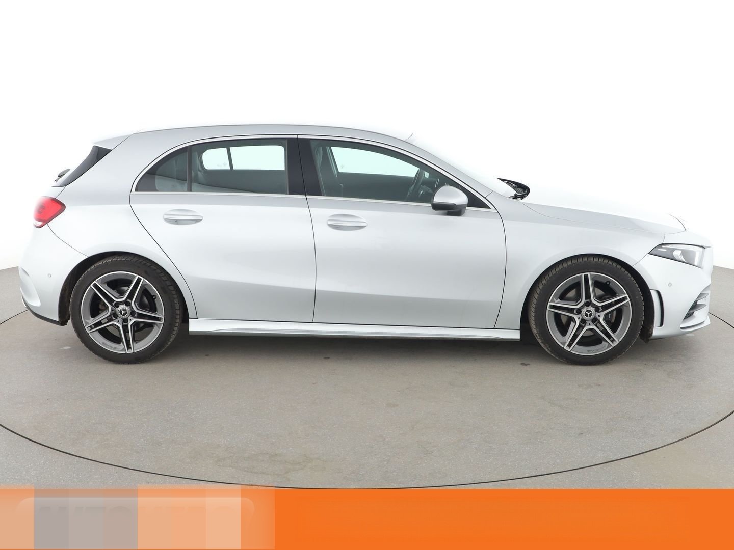 Mercedes-Benz A 180 AMG Line Aut.*NAVI*CAM*LED*PDC*SHZ*TEMPO* foto 7