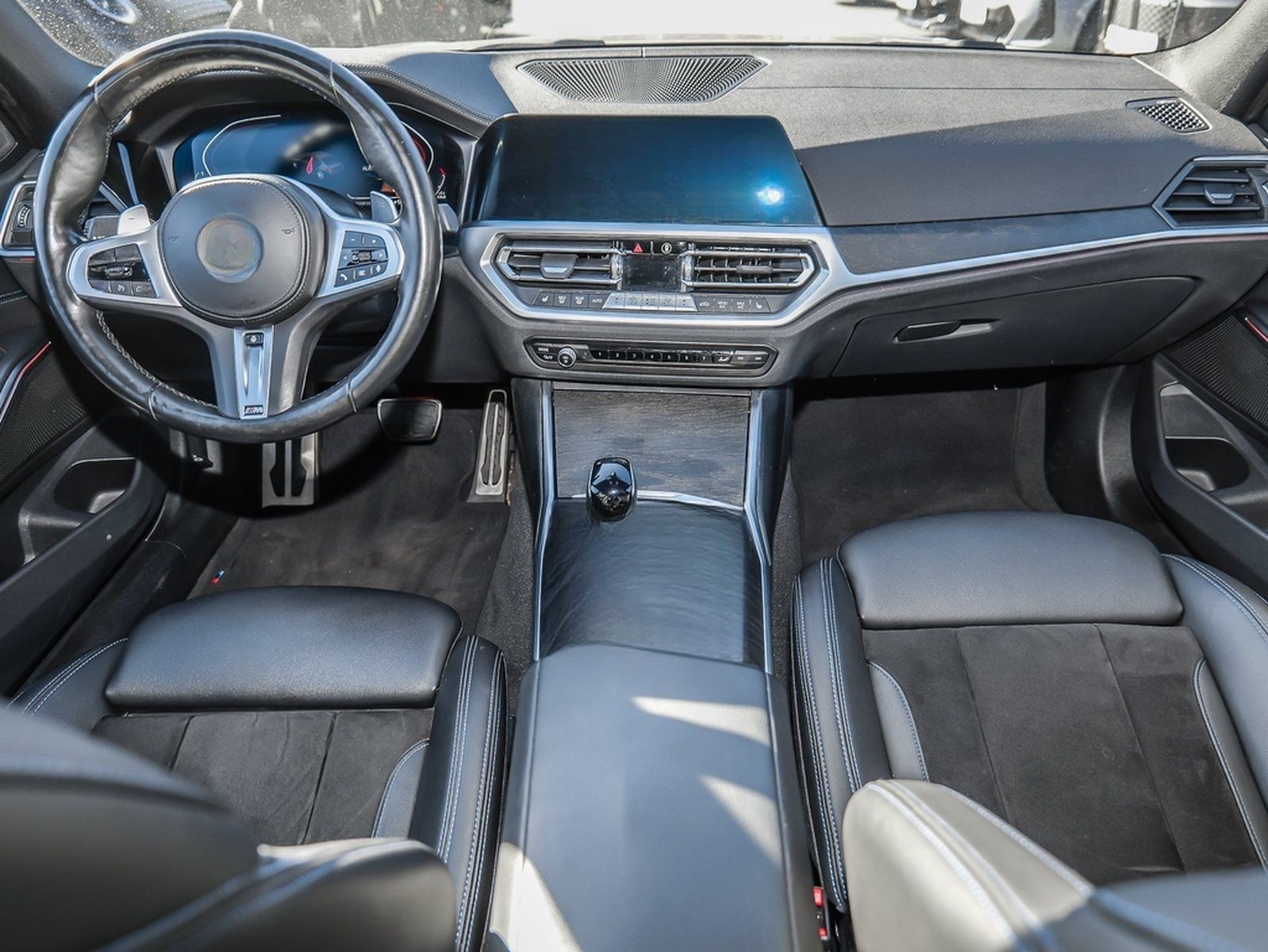 BMW 330i M-Sportpaket+Laserlicht+KZG+SHZ+Memory-Sitz foto 3