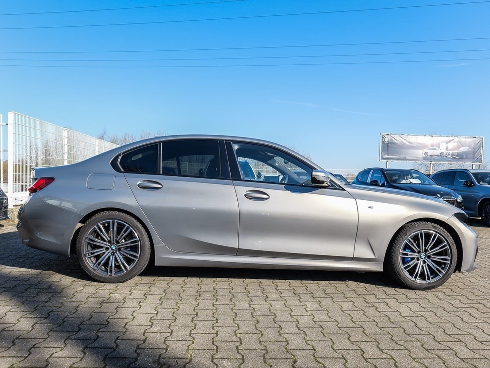 BMW 330i M-Sportpaket+Laserlicht+KZG+SHZ+Memory-Sitz foto 10