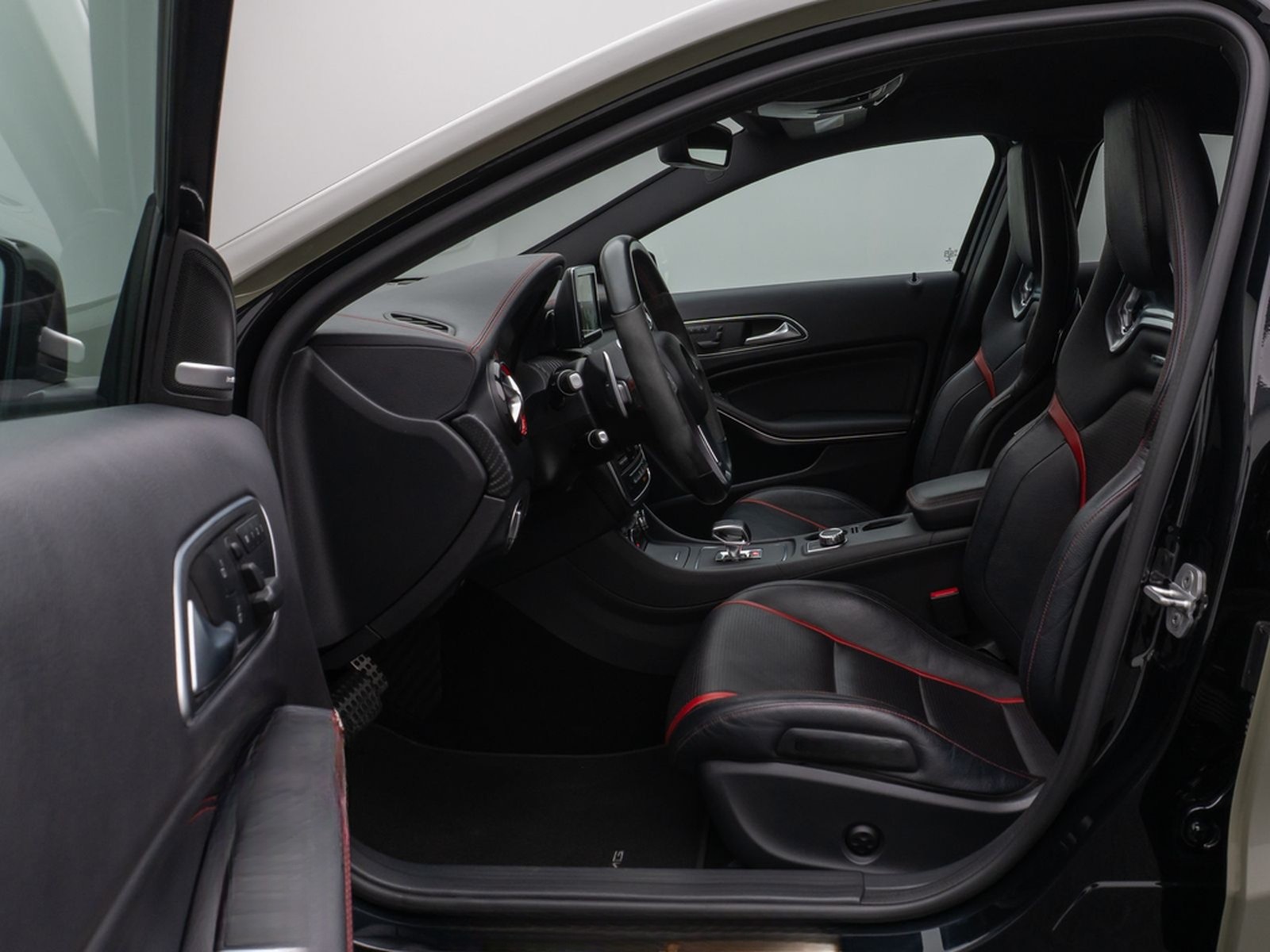Mercedes-Benz A 45 AMG Performance 4Matic Aero H/K Kamera Navi foto 19