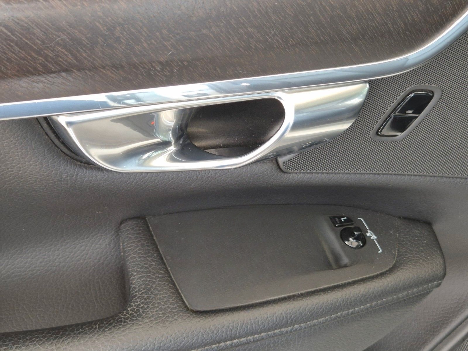 Volvo V90 CROSS COUNTRY AWD LEDER NAV LED PANO CAM AHK foto 17