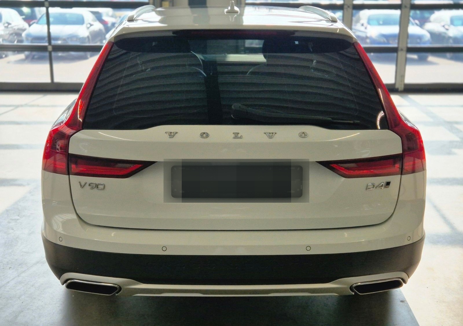 Volvo V90 CROSS COUNTRY AWD LEDER NAV LED PANO CAM AHK foto 6