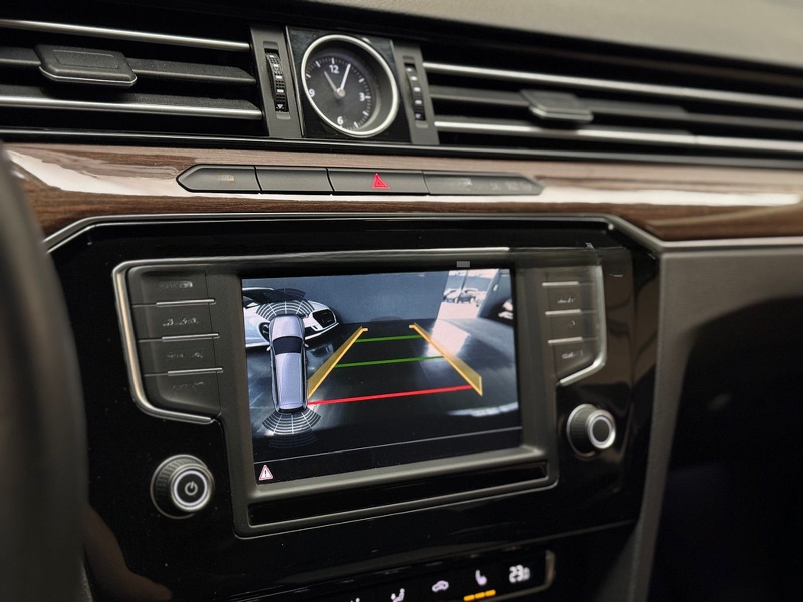 Volkswagen Passat Variant Highline Navi/Shz/ACC/Ahk/Kamera foto 21