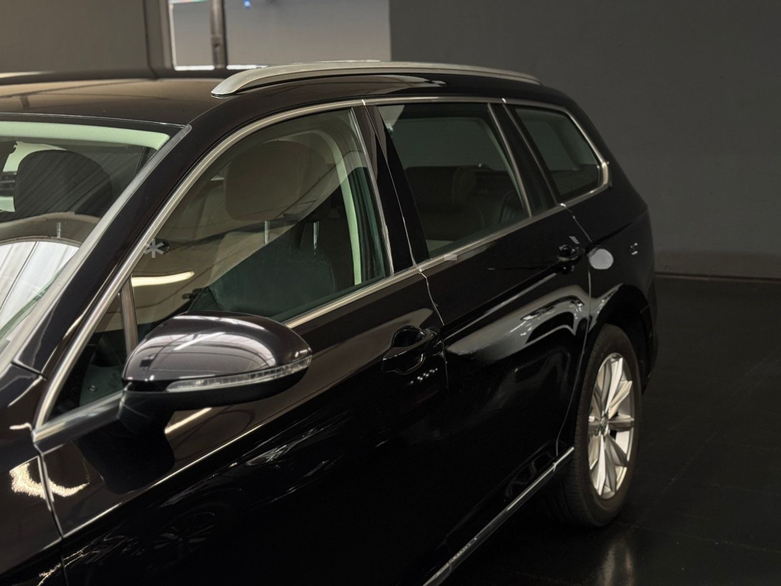 Volkswagen Passat Variant Highline Navi/Shz/ACC/Ahk/Kamera foto 34