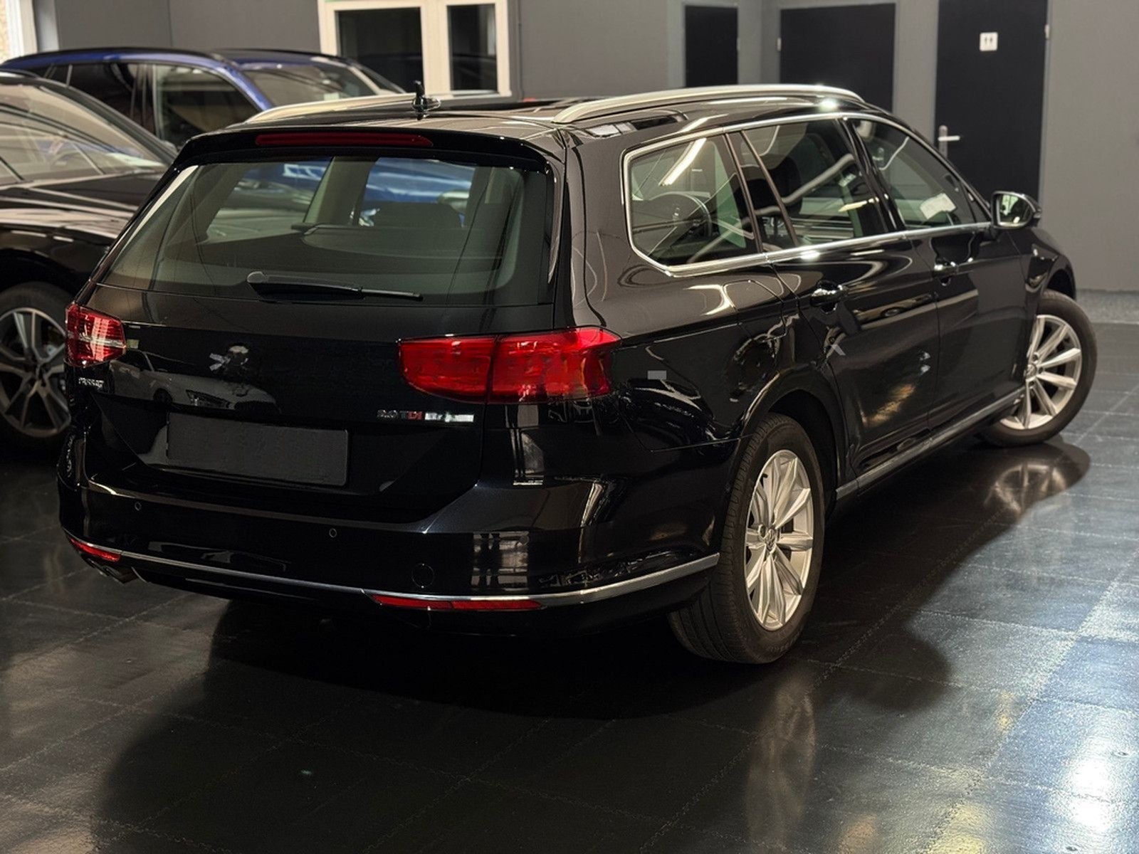 Volkswagen Passat Variant Highline Navi/Shz/ACC/Ahk/Kamera foto 10
