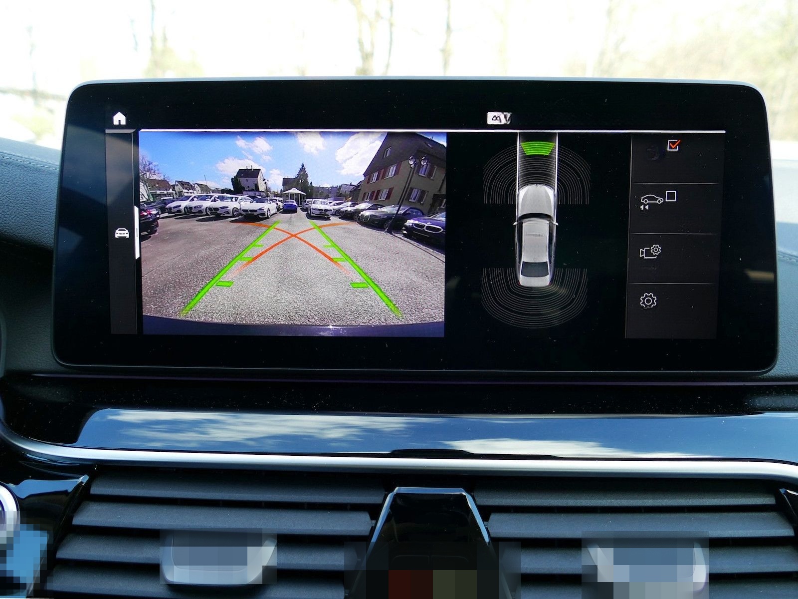 BMW 520d LuxuryLine HUD GSD ACC Laser AHK Sitzbelüf foto 11