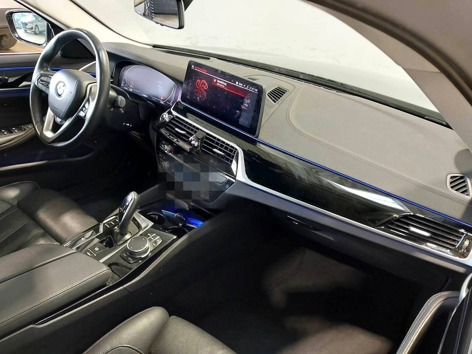 BMW 520d LuxuryLine HUD GSD ACC Laser AHK Sitzbelüf foto 6
