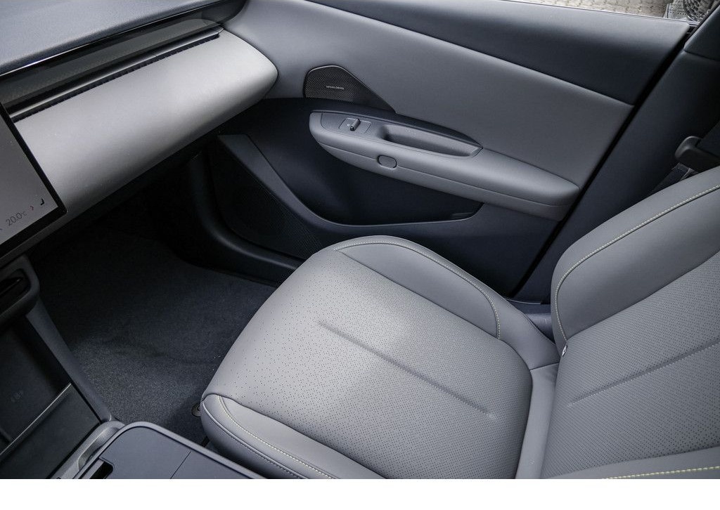 Lynk&Co 02 More 360° Pano H-K ICC Memory foto 15