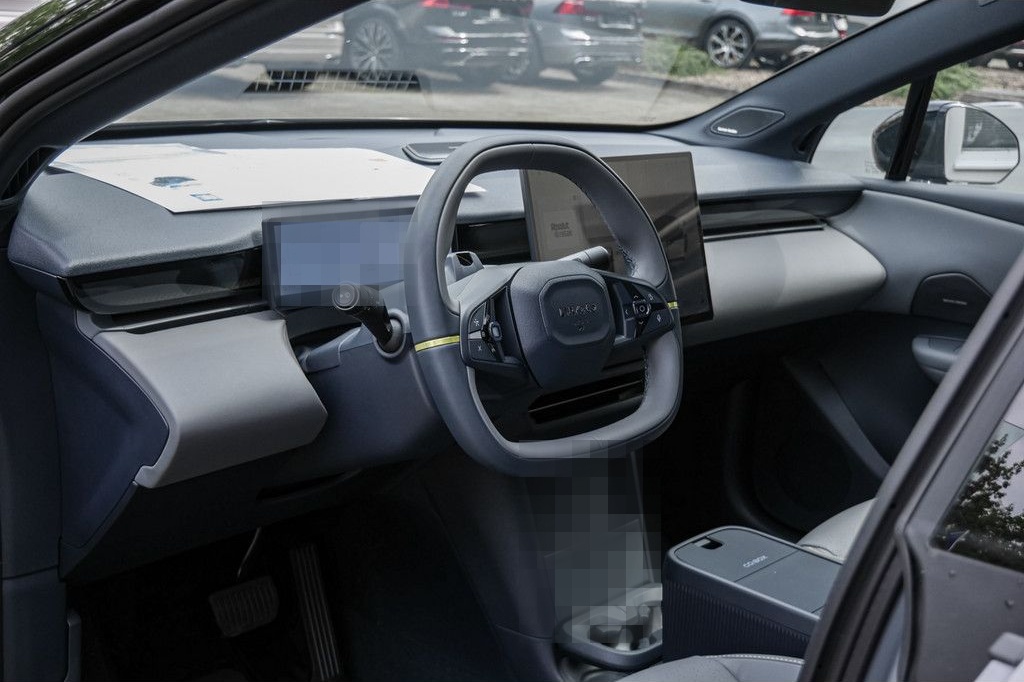 Lynk&Co 02 More 360° Pano H-K ICC Memory foto 18