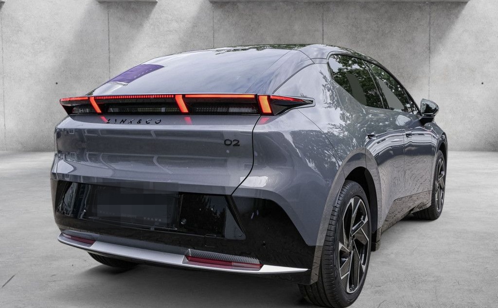 Lynk&Co 02 More 360° Pano H-K ICC Memory foto 3