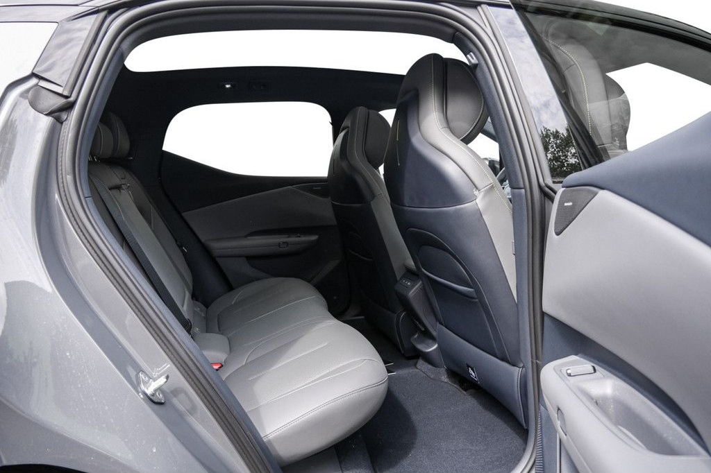 Lynk&Co 02 More 360° Pano H-K ICC Memory foto 6